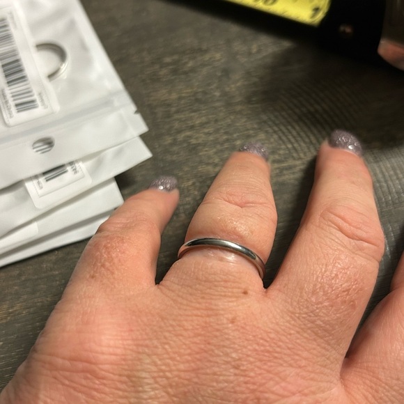 Simple Classic Stainless Gold OR Silver
Band - Picture 2 of 7